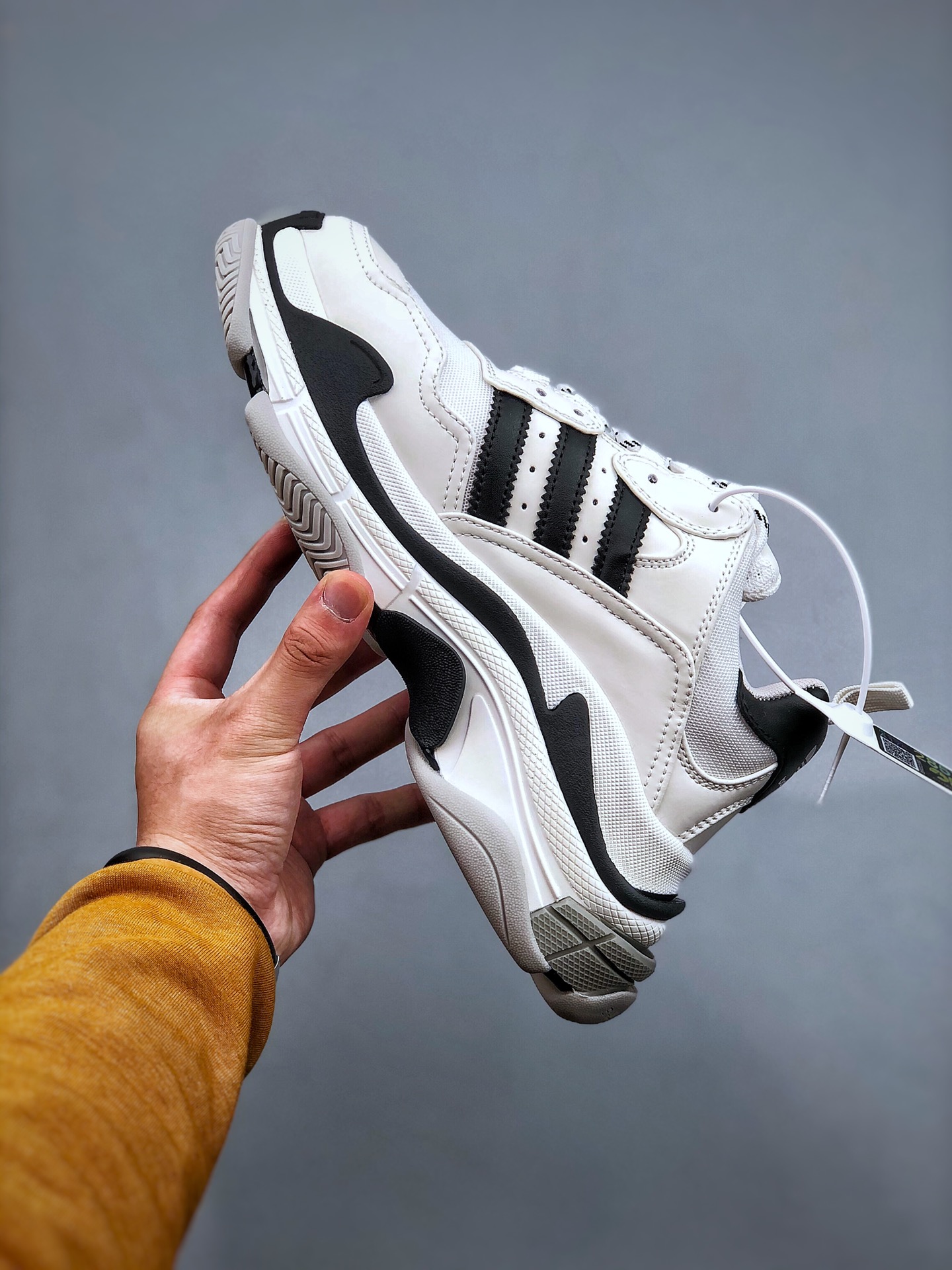 Balenciaga shoe
