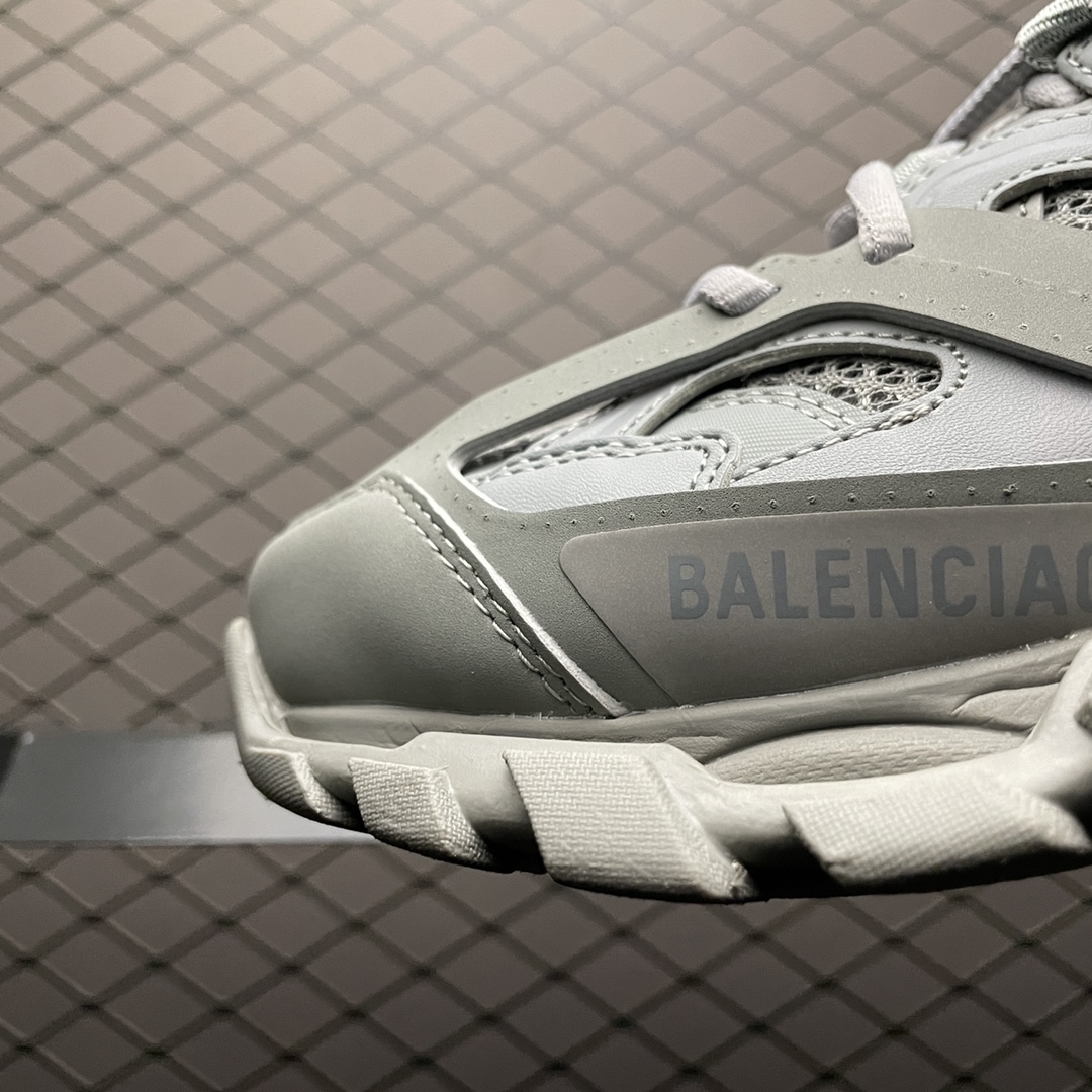 Balenciaga shoe