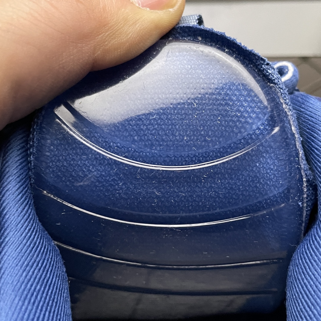 Balenciaga shoe