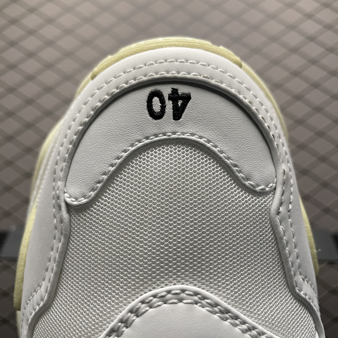 Balenciaga shoe