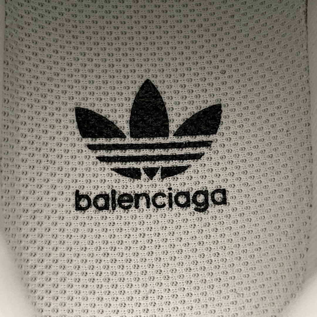Balenciaga shoe
