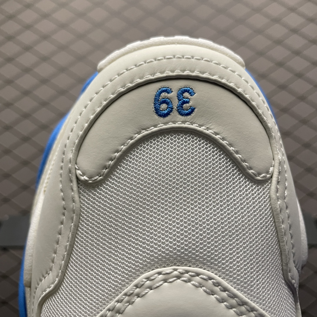 Balenciaga shoe
