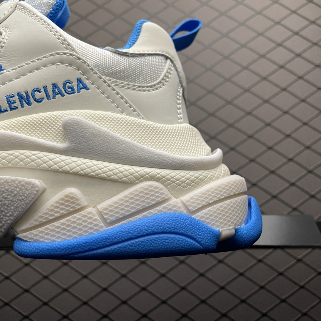 Balenciaga shoe