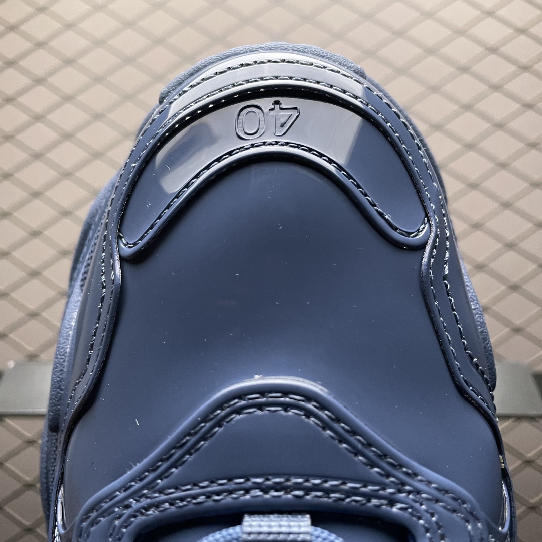 Balenciaga shoe