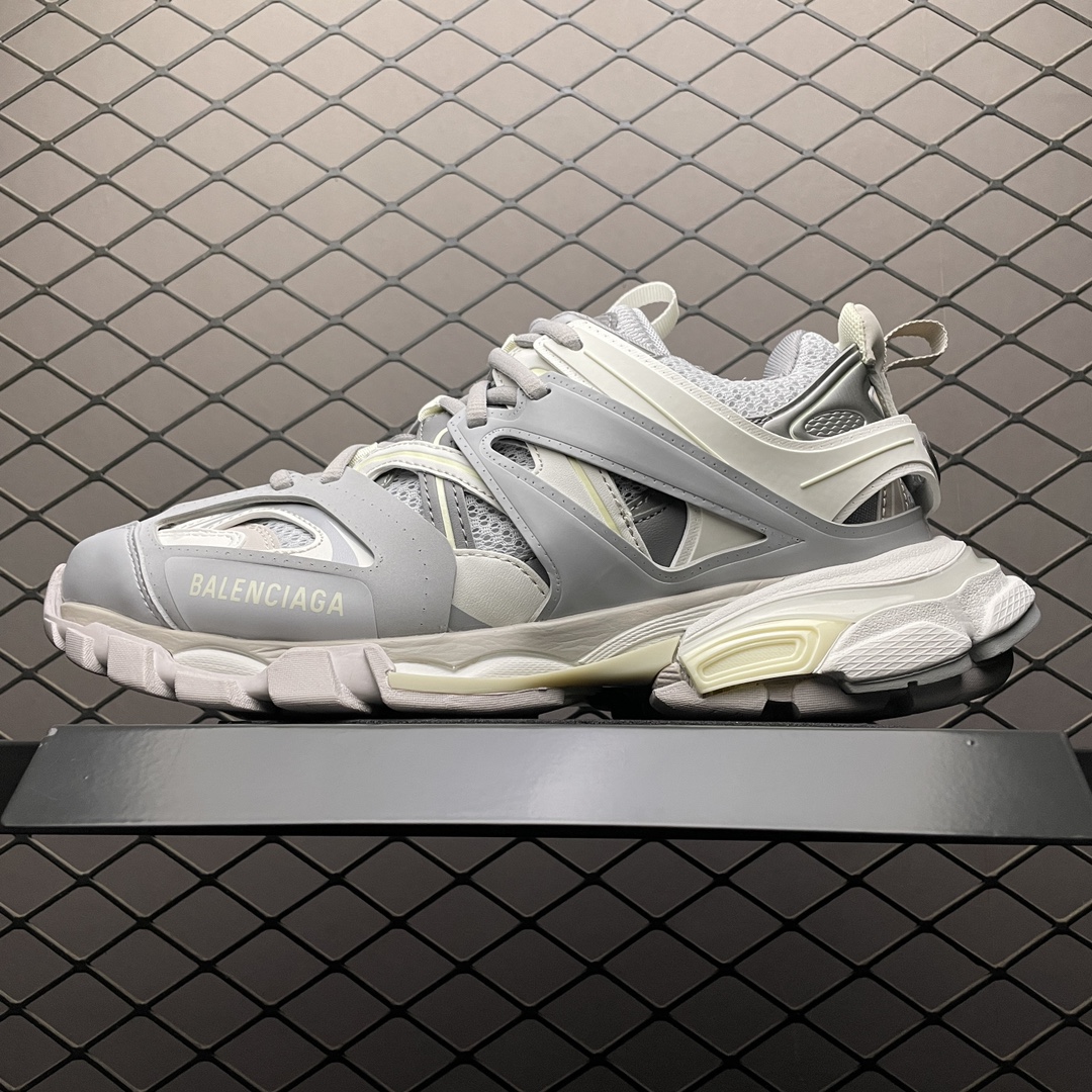 Balenciaga shoe