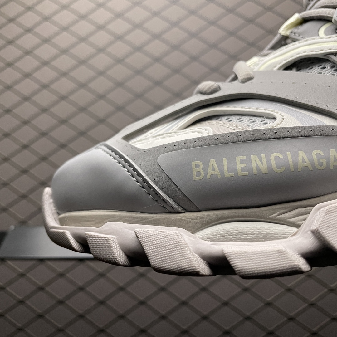 Balenciaga shoe