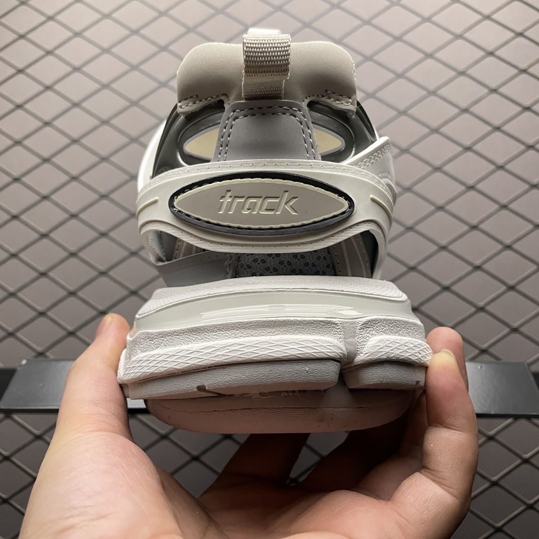 Balenciaga shoe