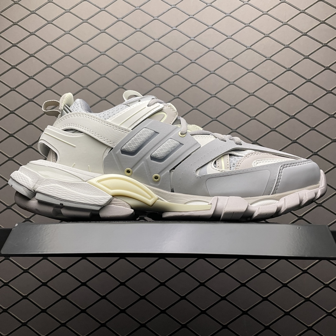 Balenciaga shoe