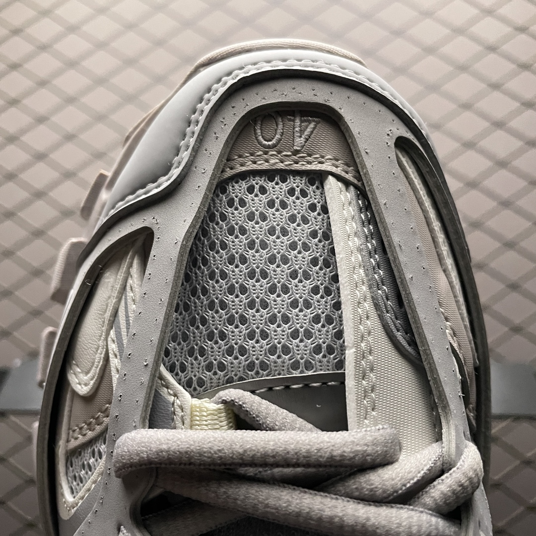 Balenciaga shoe