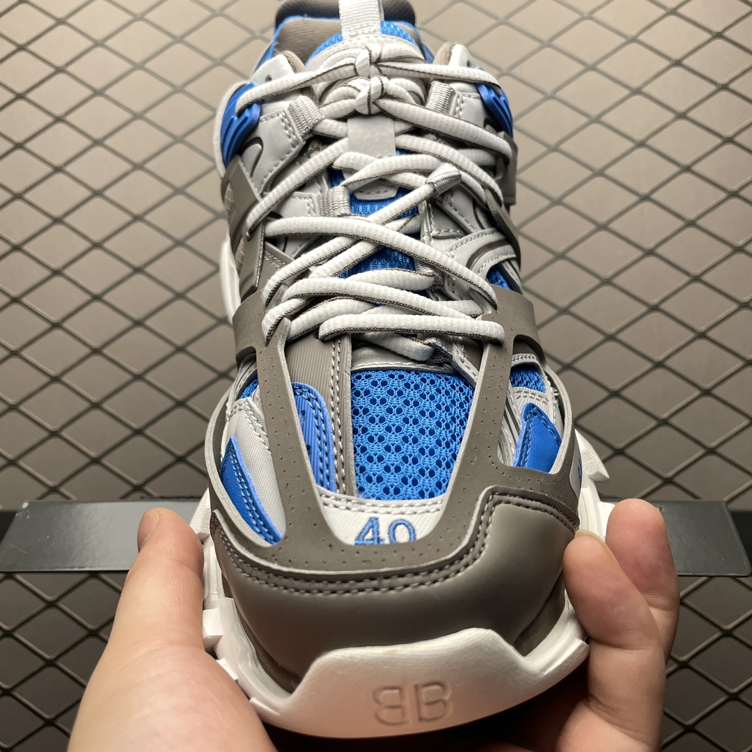 Balenciaga shoe