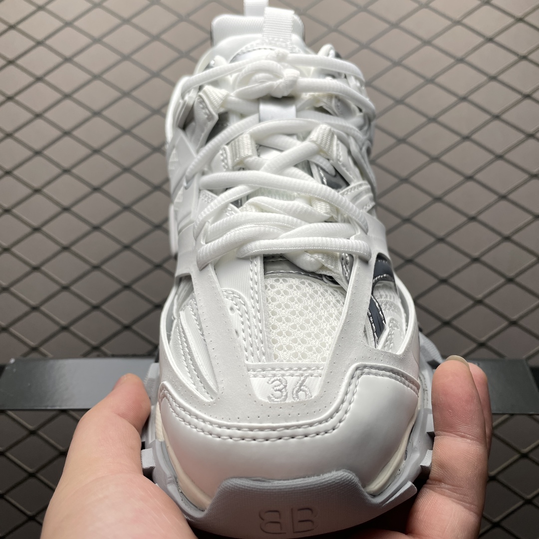 Balenciaga shoe