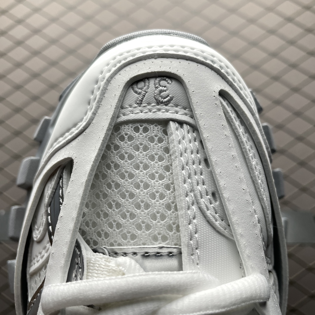 Balenciaga shoe
