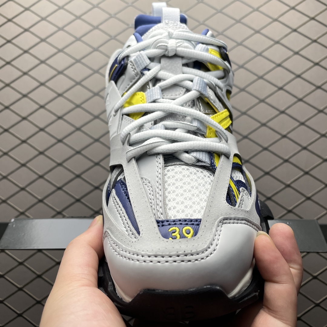 Balenciaga shoe