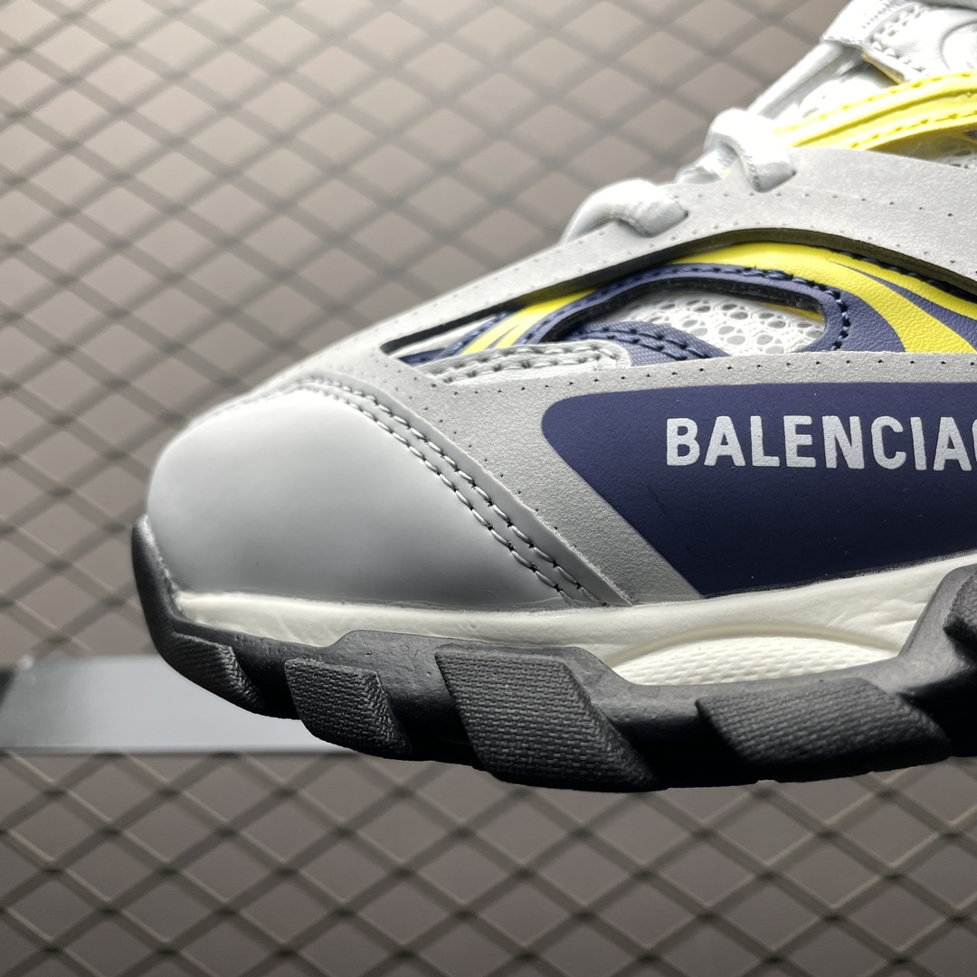 Balenciaga shoe