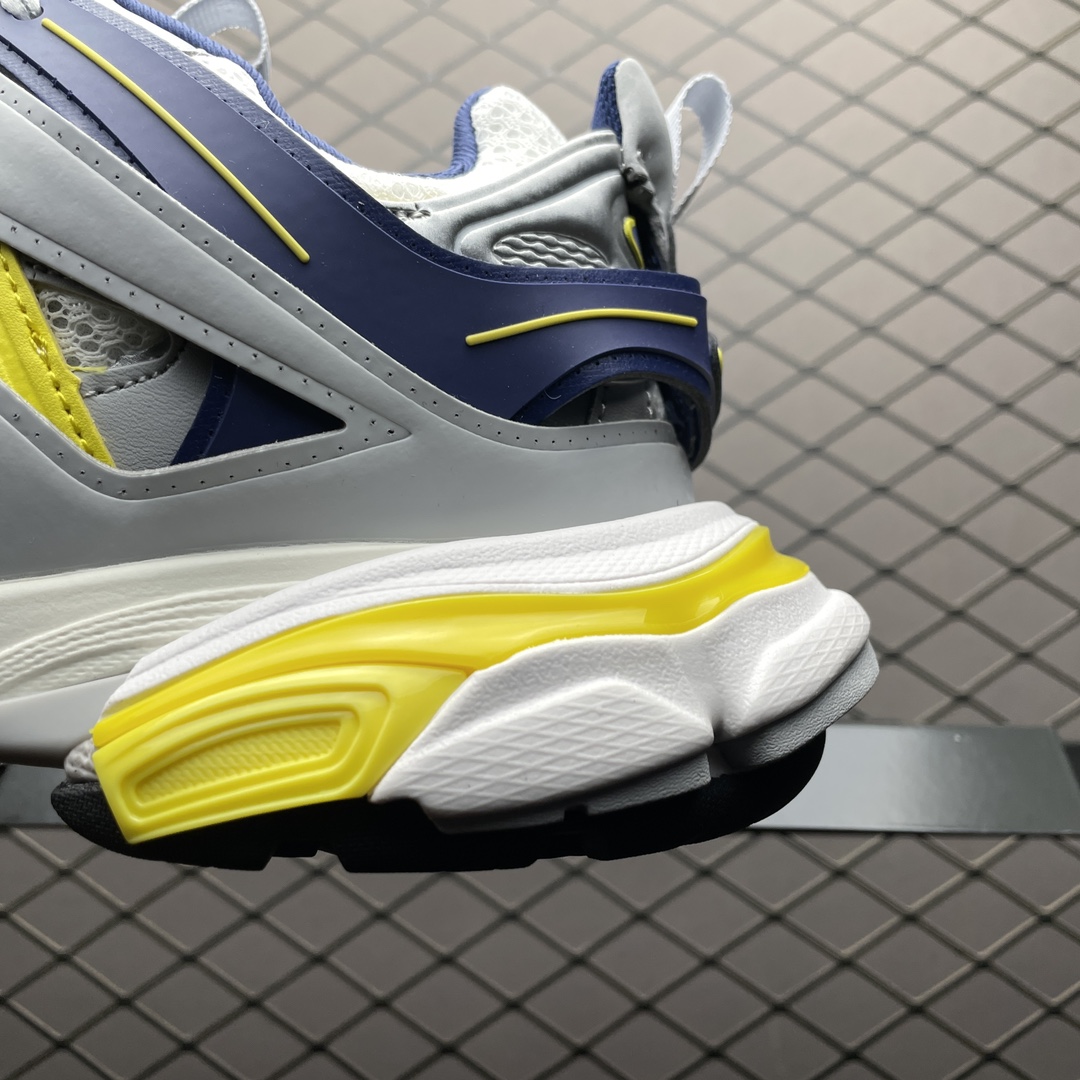 Balenciaga shoe