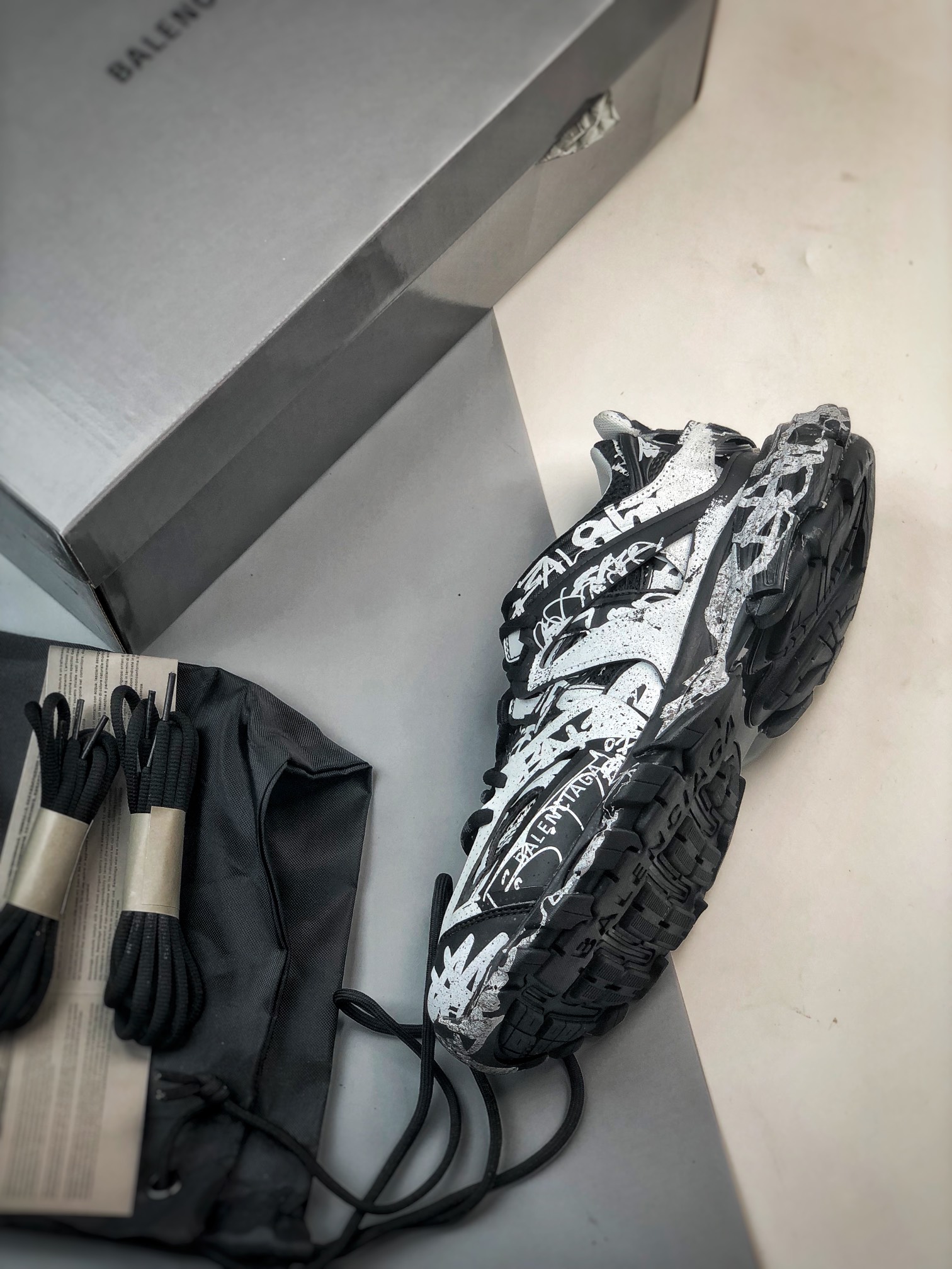Balenciaga shoe
