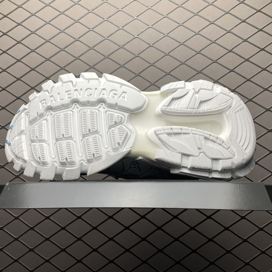Balenciaga shoe