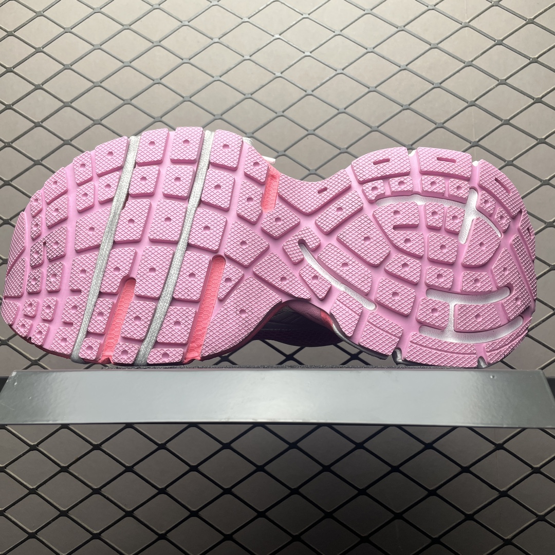 Balenciaga shoe