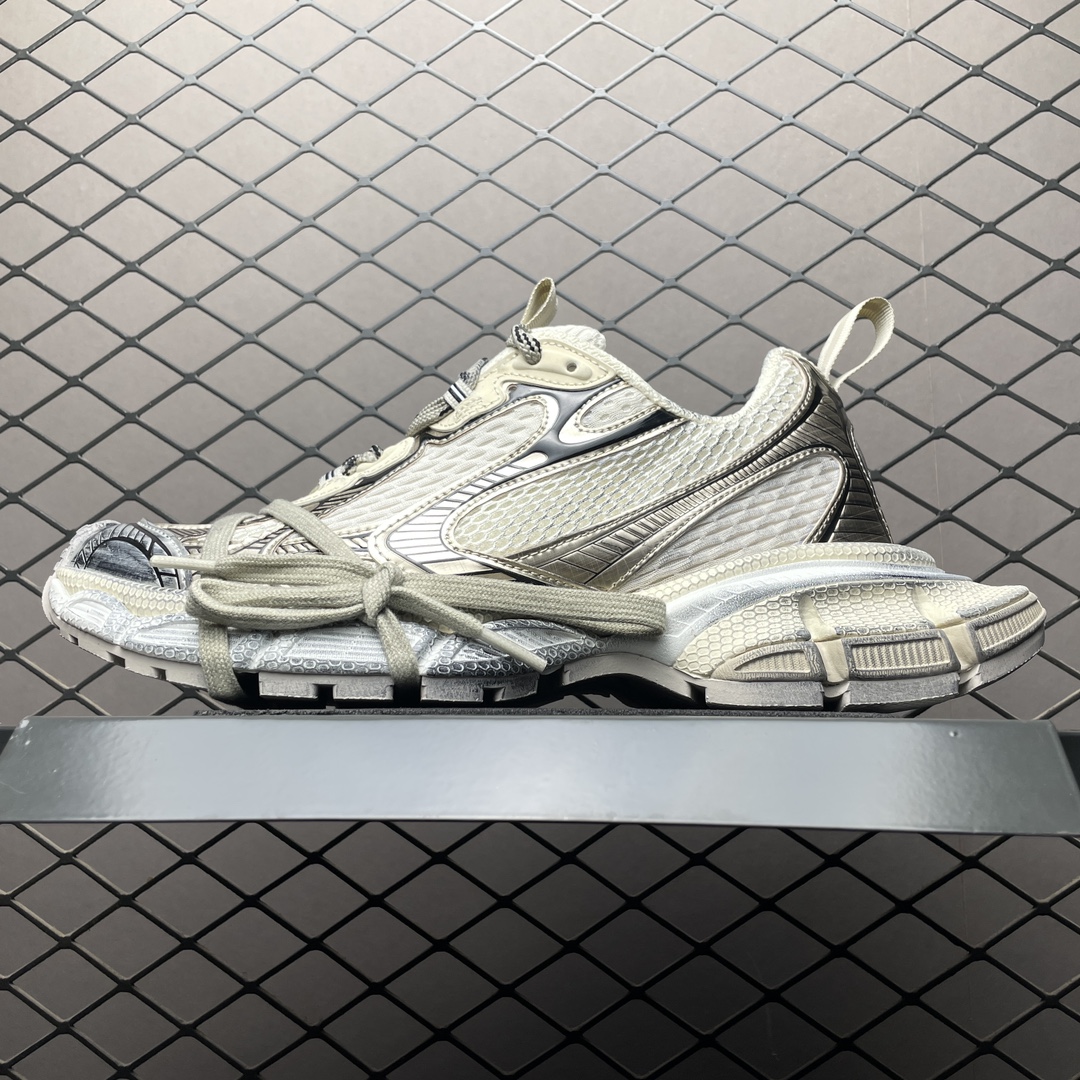Balenciaga shoe