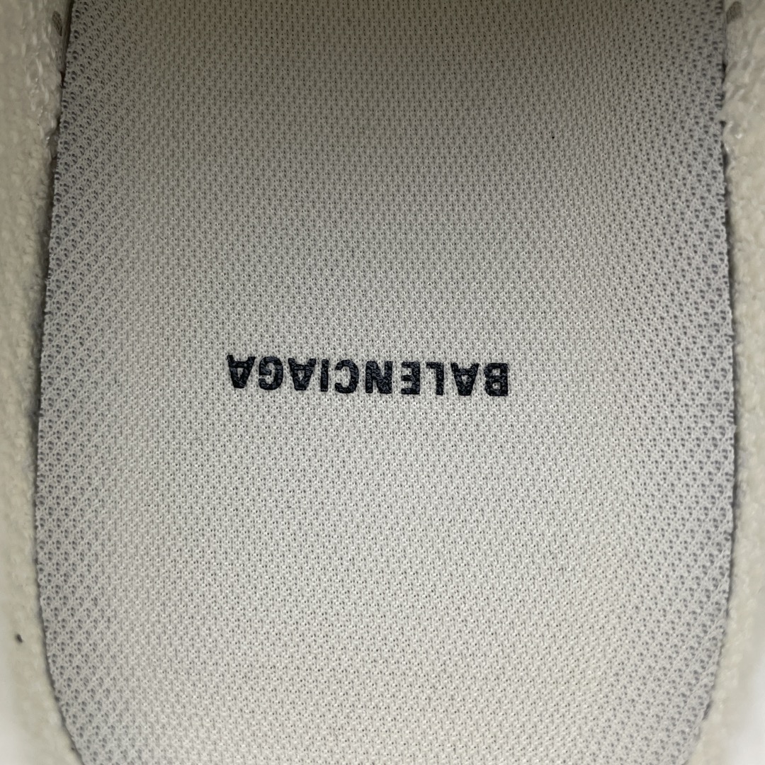 Balenciaga shoe