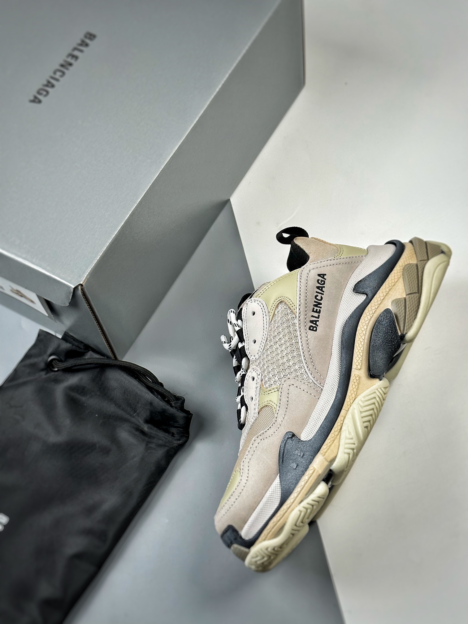 Balenciaga shoe