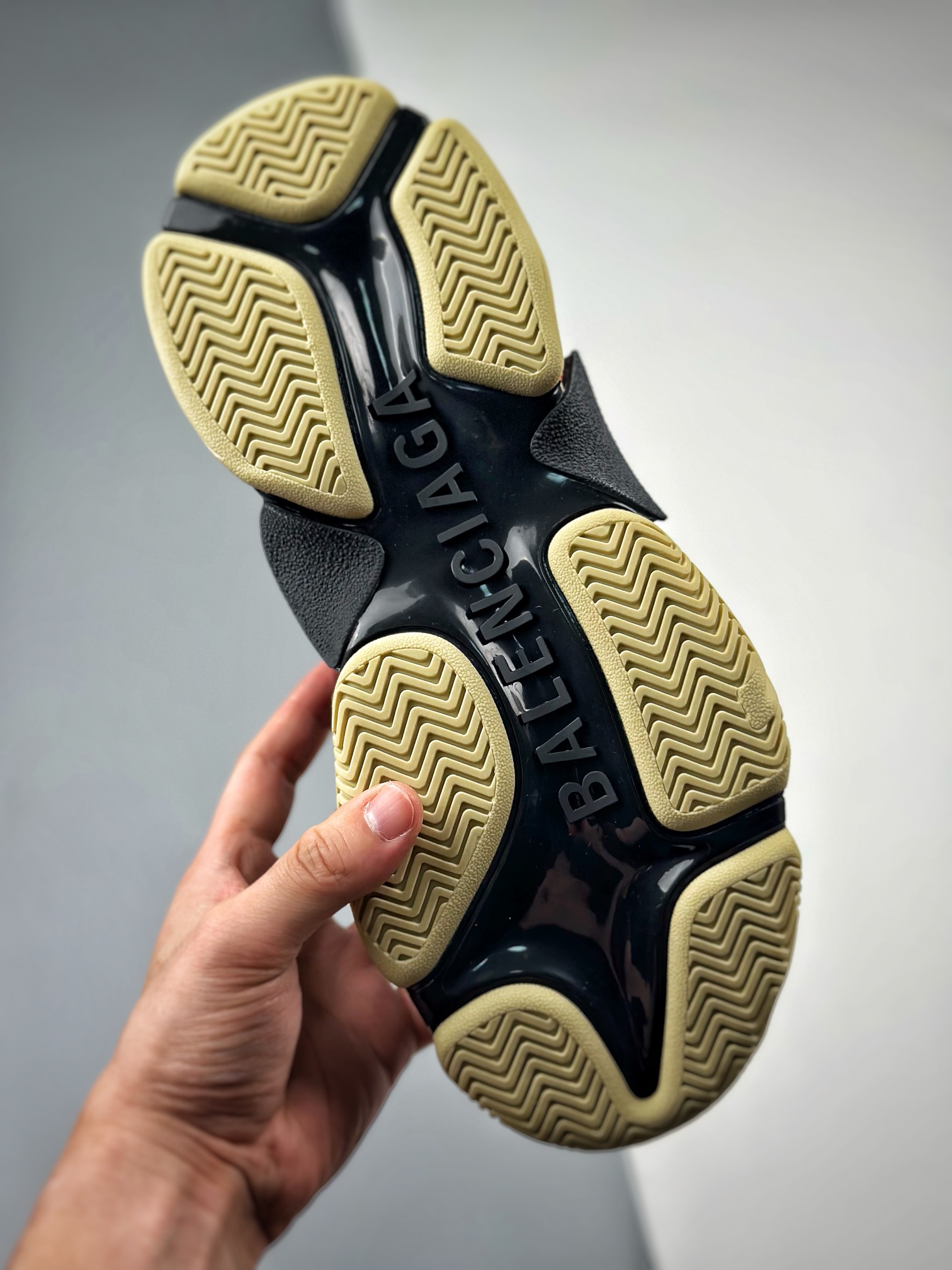 Balenciaga shoe