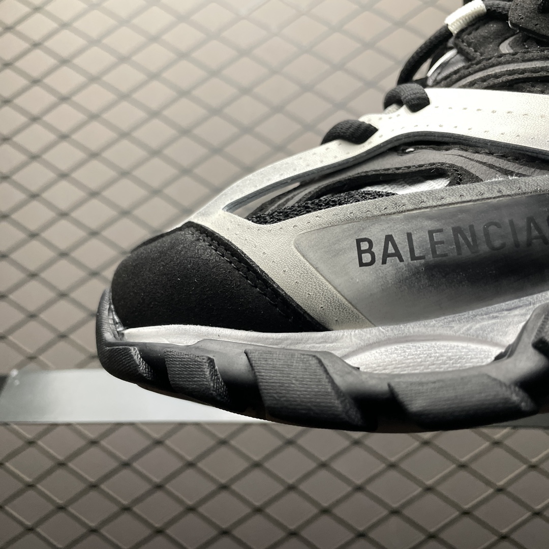 Balenciaga shoe