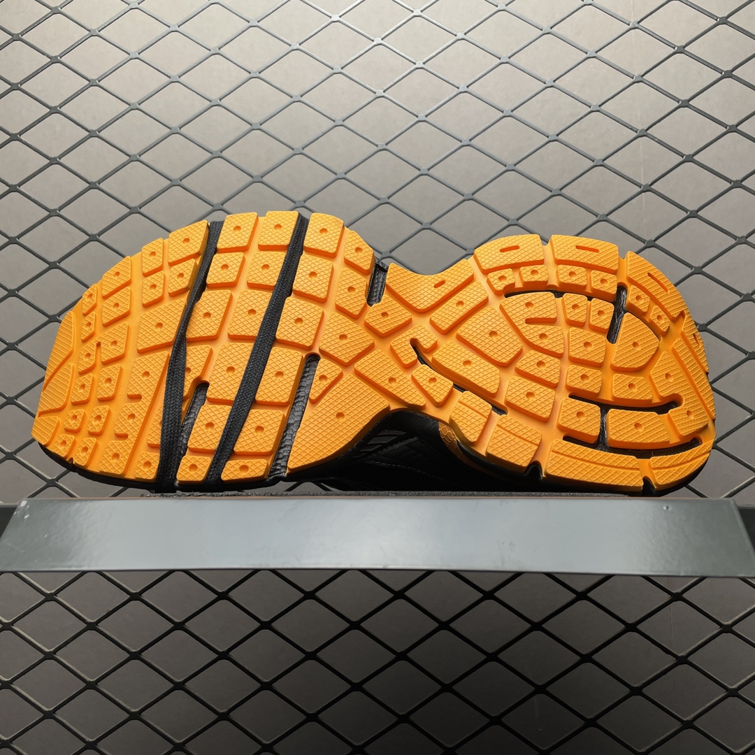 Balenciaga shoe