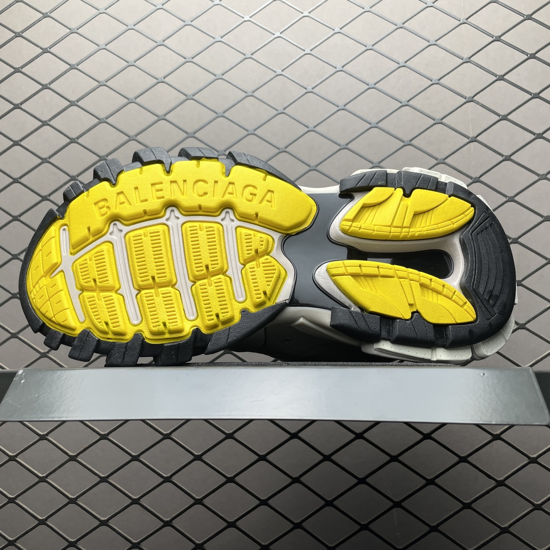 Balenciaga shoe