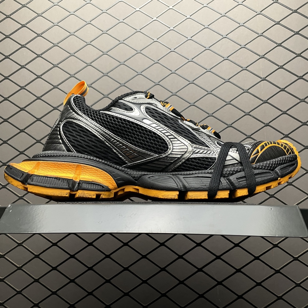 Balenciaga shoe