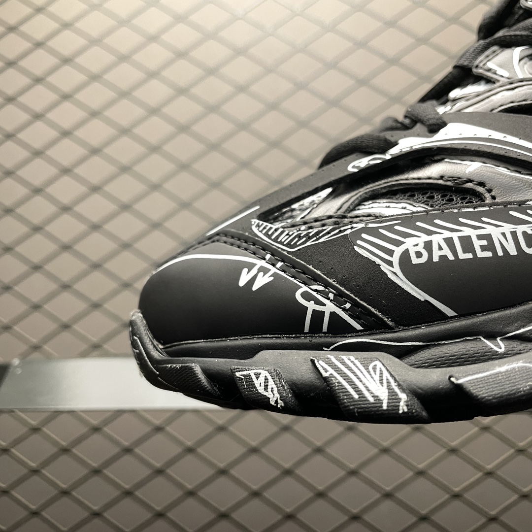 Balenciaga shoe
