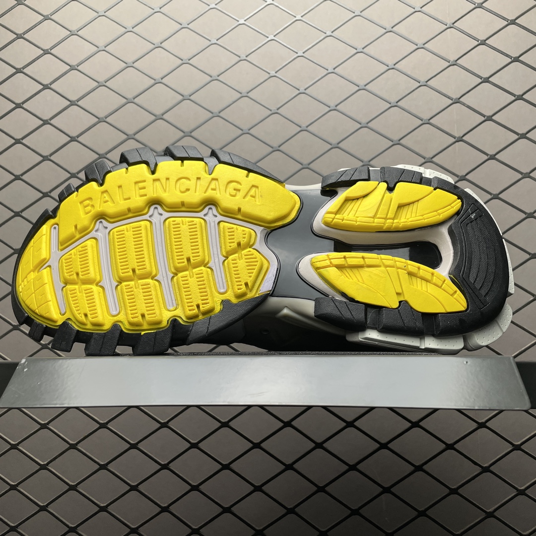 Balenciaga shoe