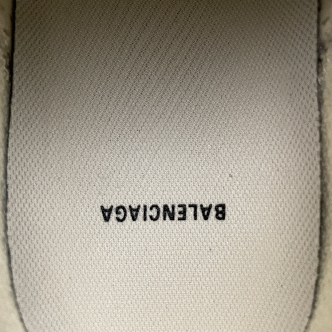 Balenciaga shoe