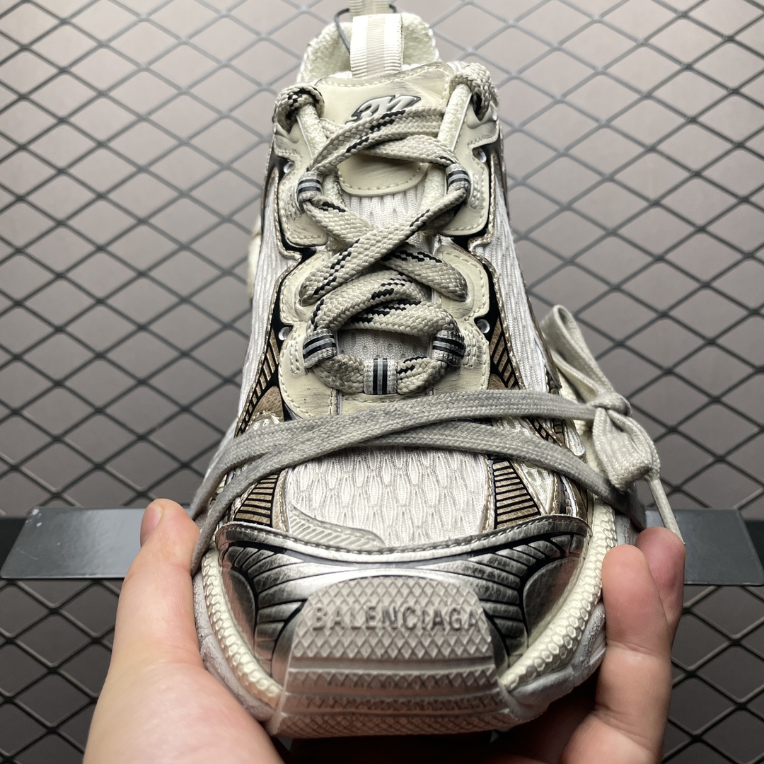 Balenciaga shoe