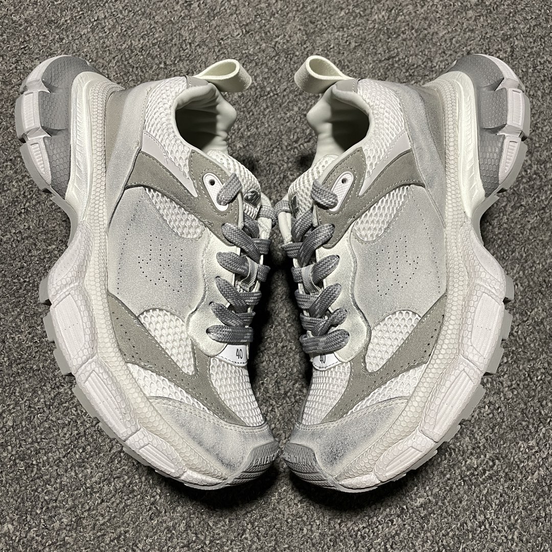 Balenciaga shoe