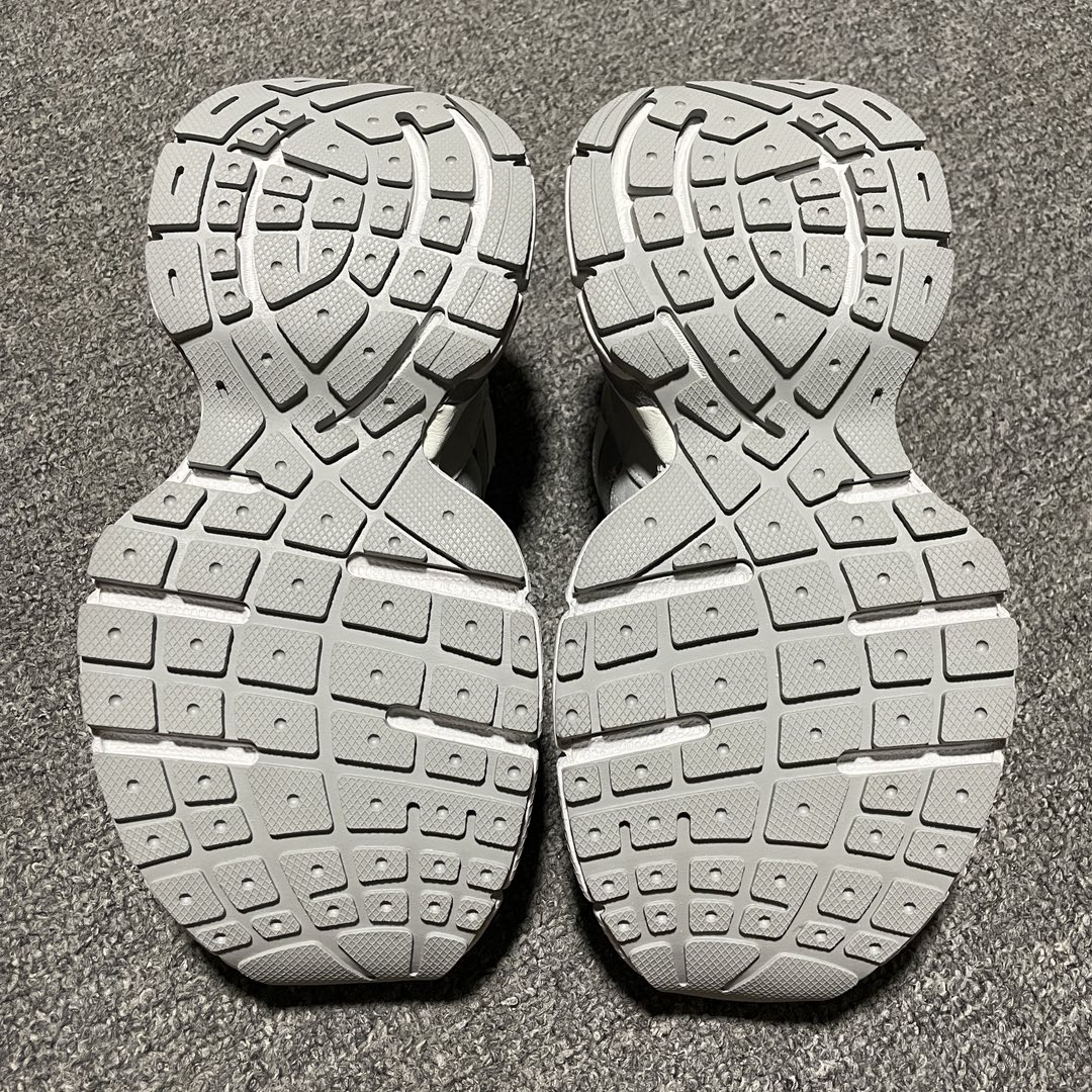 Balenciaga shoe