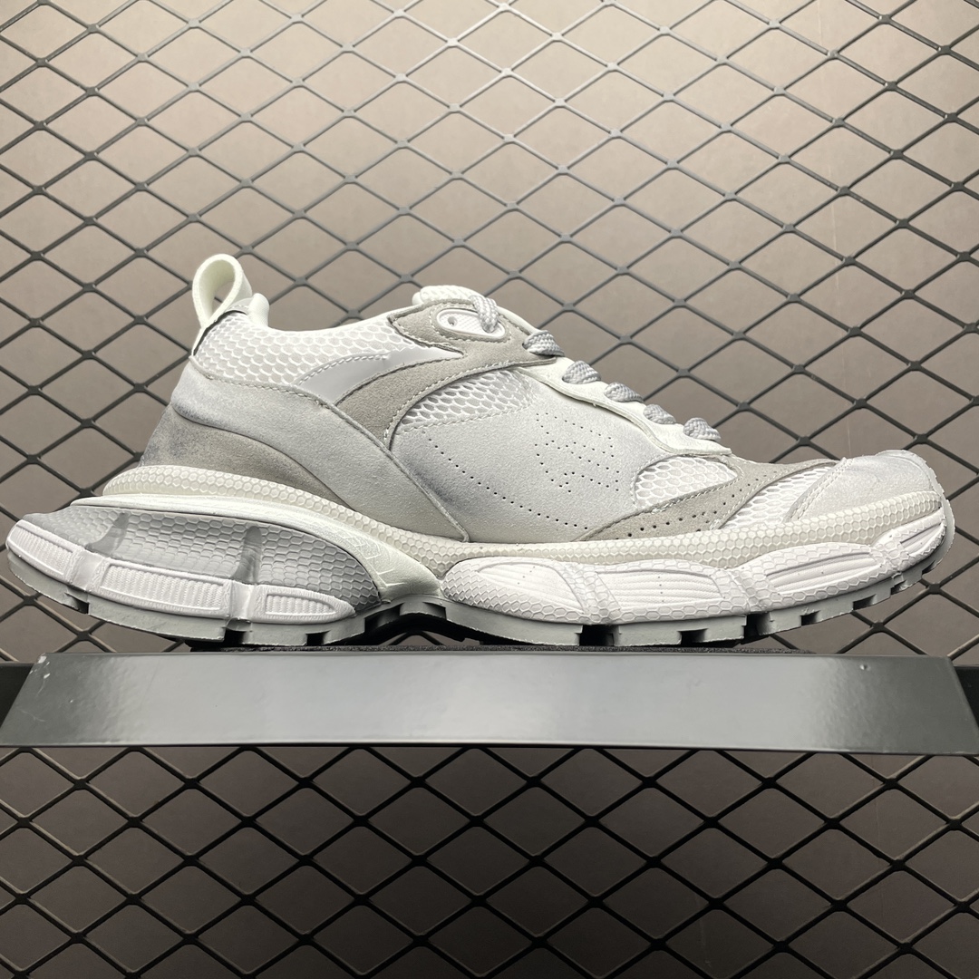 Balenciaga shoe