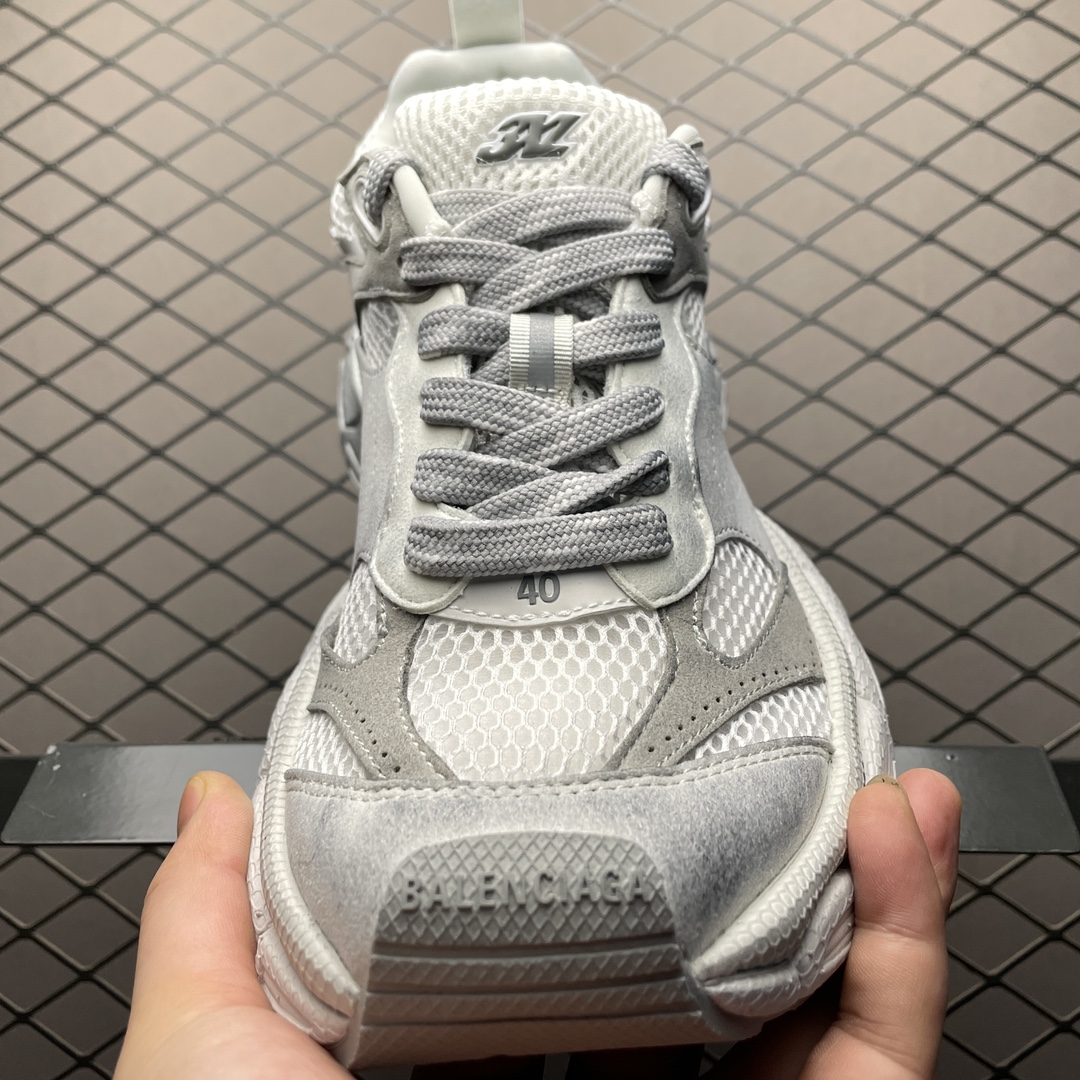 Balenciaga shoe