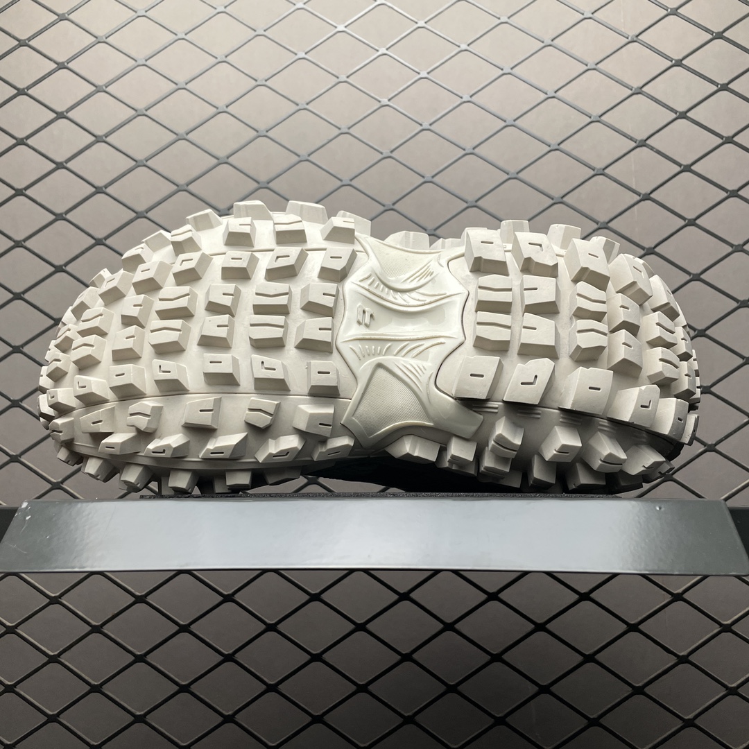 Balenciaga shoe