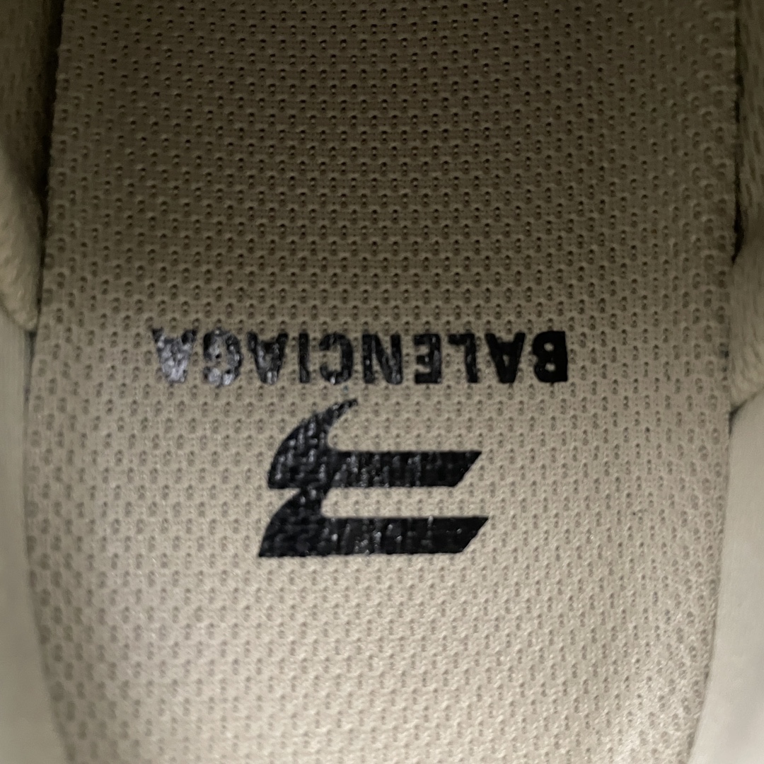 Balenciaga shoe