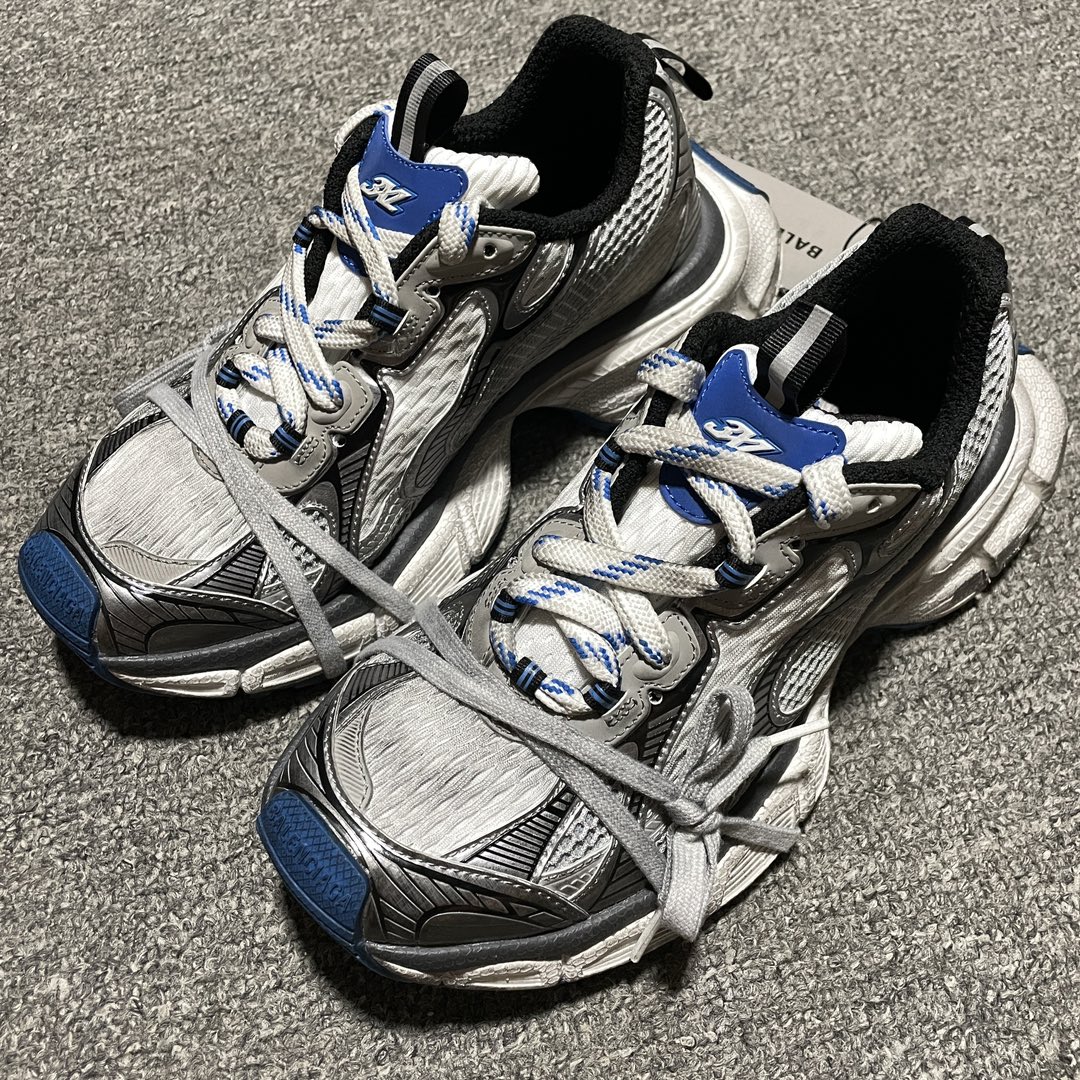 Balenciaga shoe