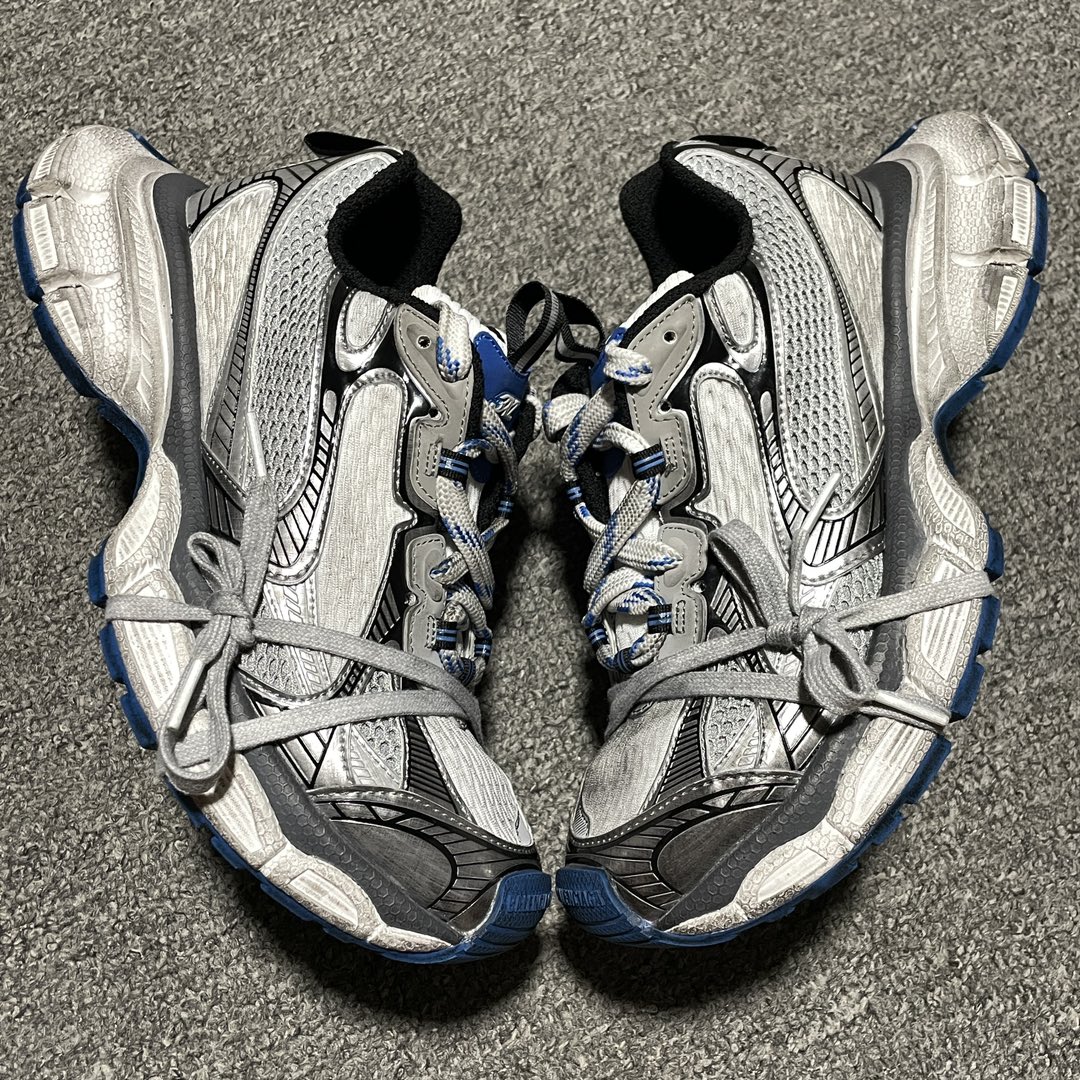 Balenciaga shoe