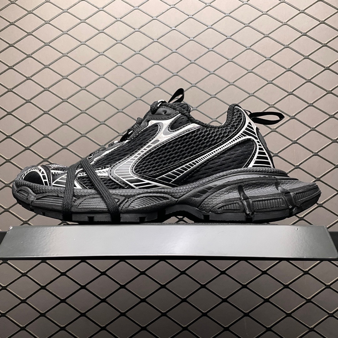 Balenciaga shoe