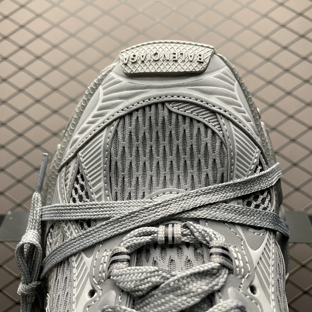 Balenciaga shoe