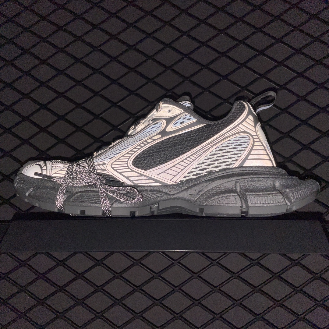Balenciaga shoe