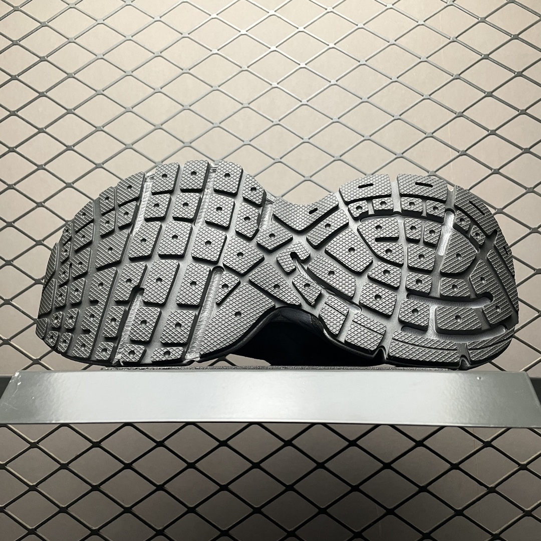 Balenciaga shoe