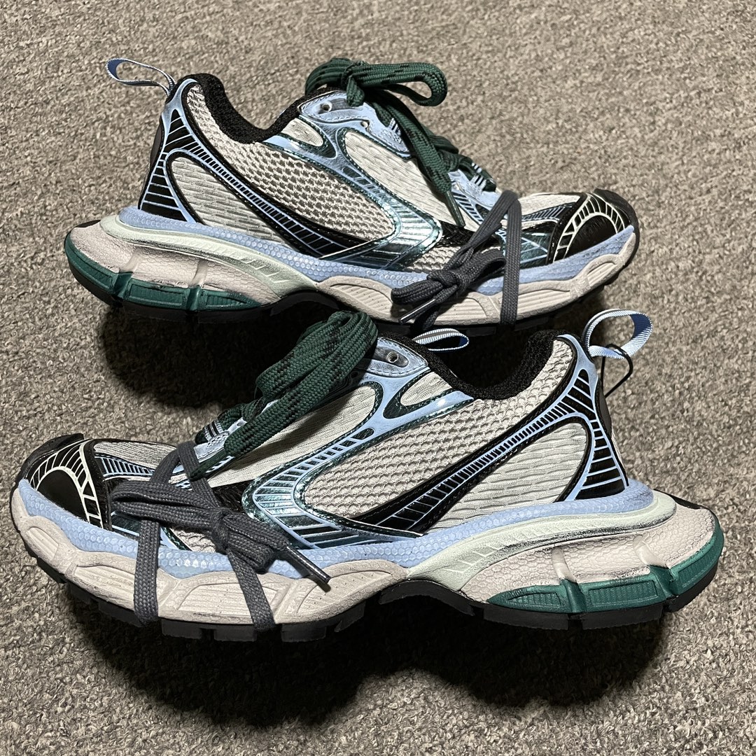 Balenciaga shoe