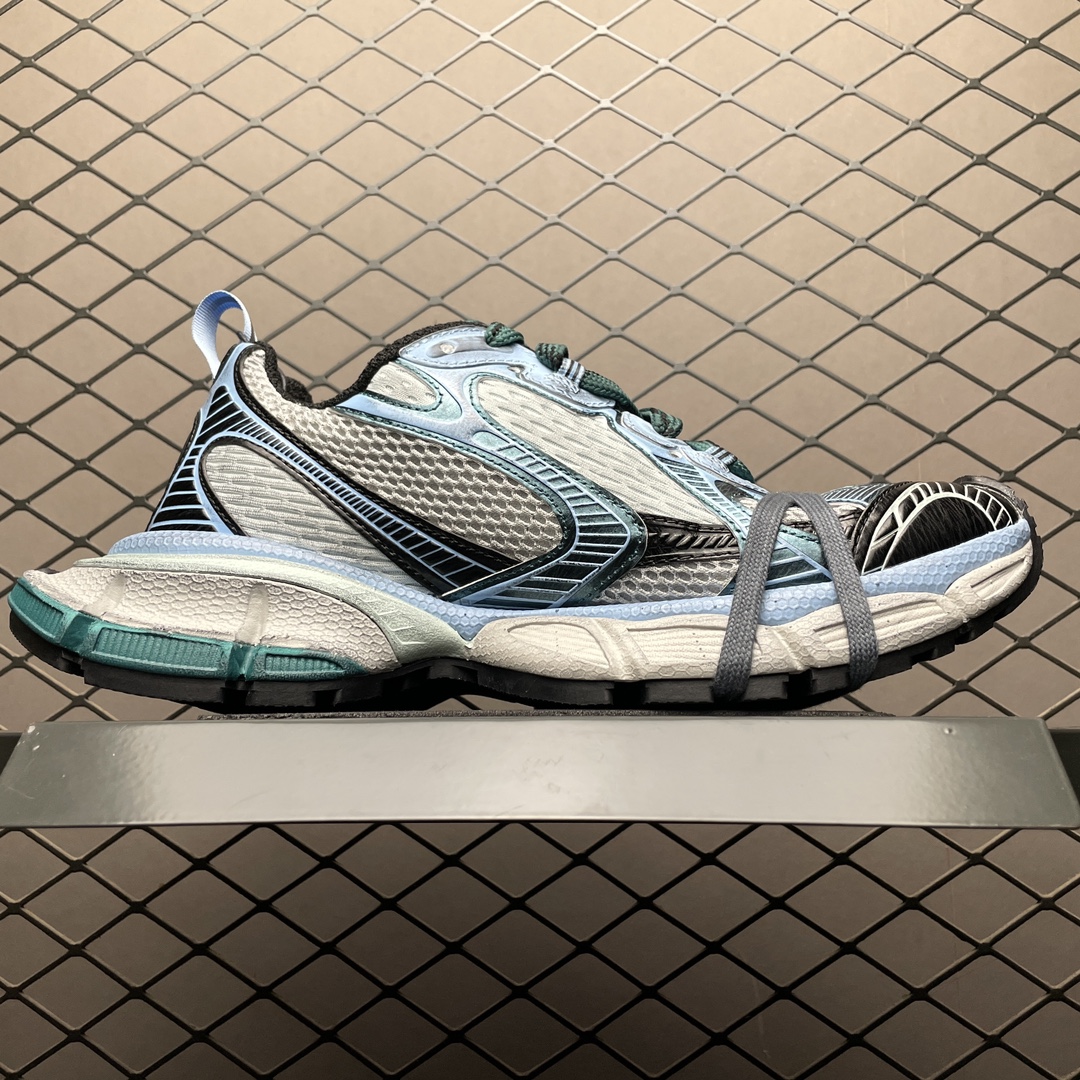 Balenciaga shoe