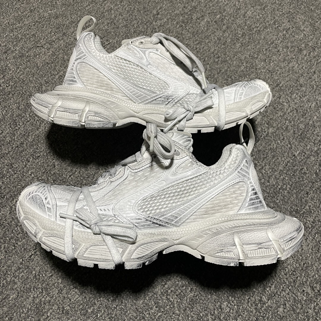 Balenciaga shoe