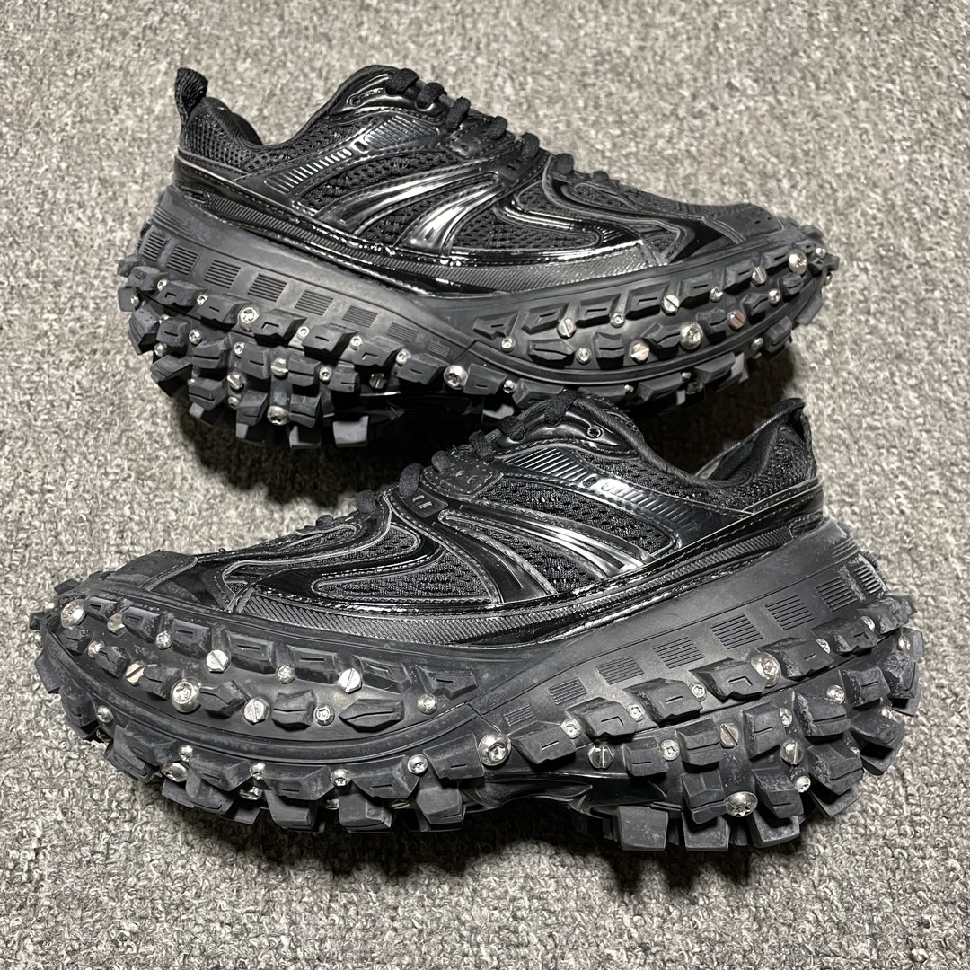 Balenciaga shoe